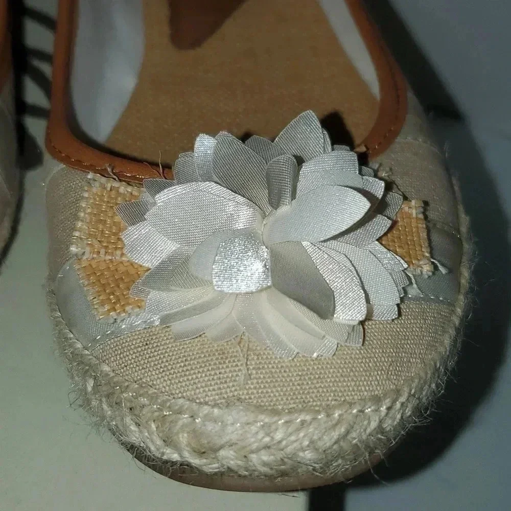 Kim Rogers Gabby White Stripe Flats Size 9.5